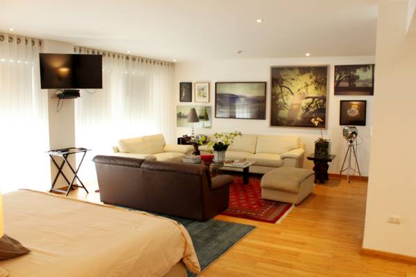Alquiler Barranco departamento moderno tipo loft, completamente amoblado y equipado, 1 dormitorio 