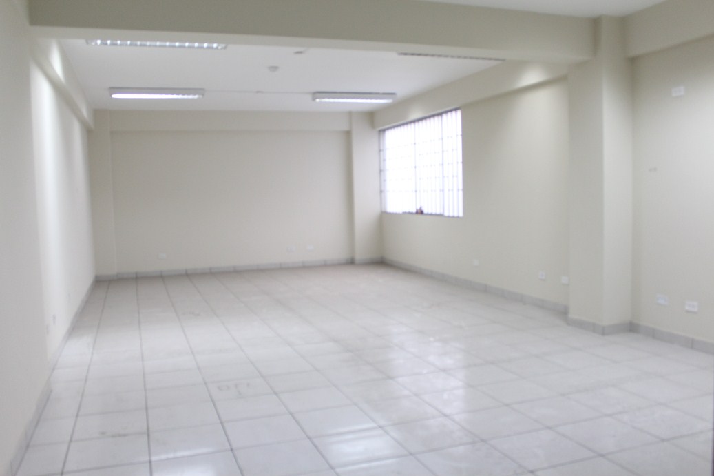 Alquilo Oficina Miraflores 93 m² a un Paso Parque Kennedy  Belisario suarez, Miraflores