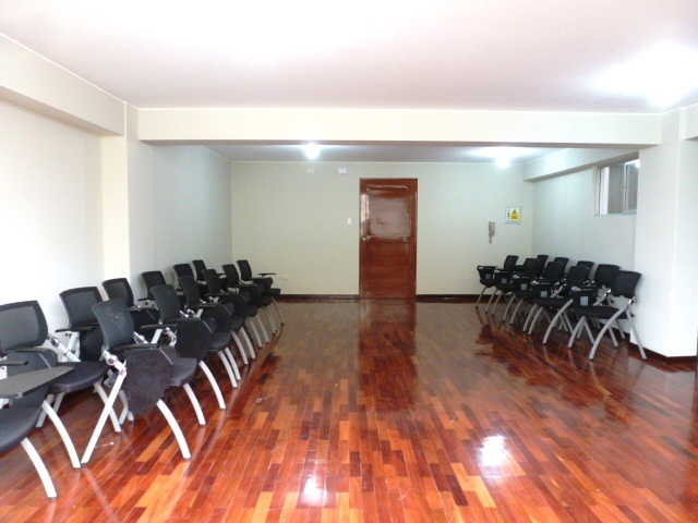 Alquiler de Oficina en San Isidro Av. Jose Galvez Barrenechea San Isidro 79.00 m2